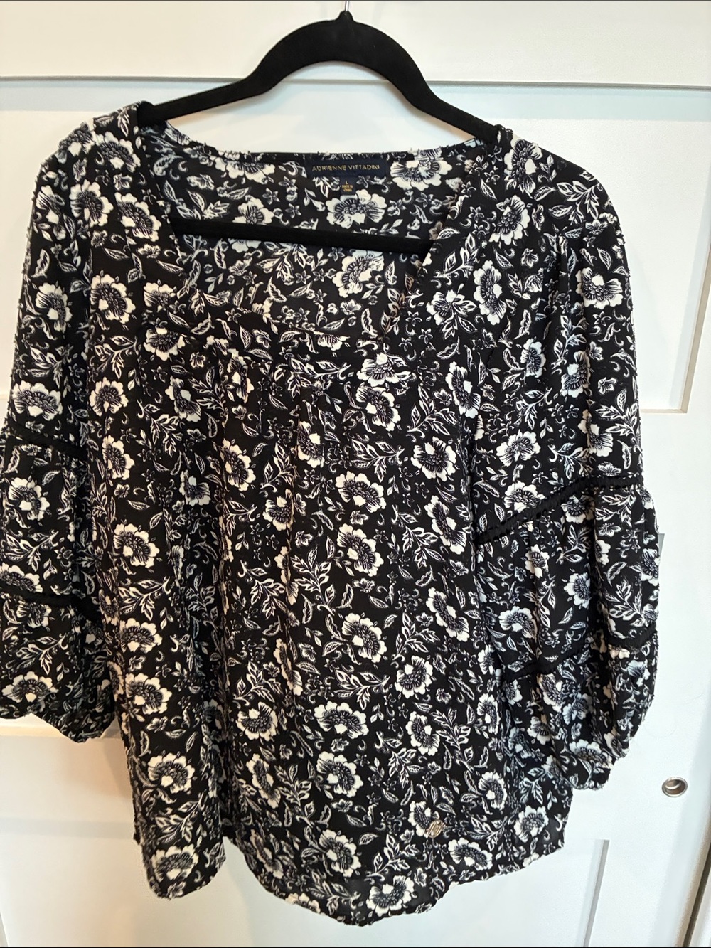 Adrienne Vittadini Black and White Floral Peasant Blouse